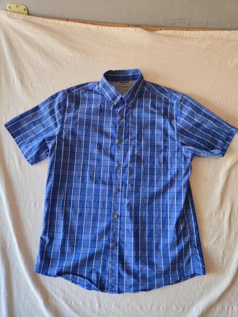 Eddie Bauer Men's Blue Plaid Short Sleeve Button Down Shirt Classic Fit Size M